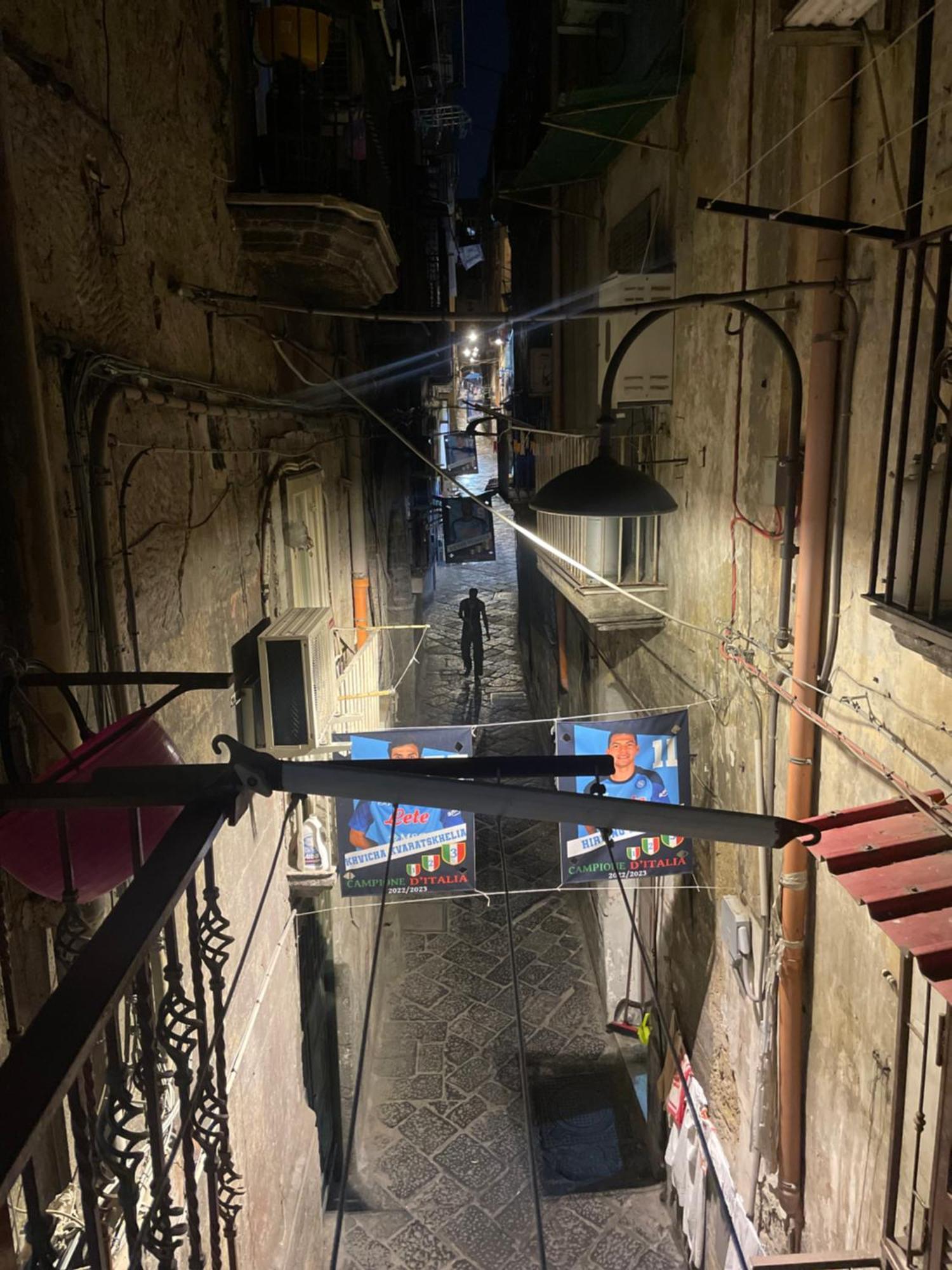 Casa Vacanza Spaccanapoli Luaran gambar
